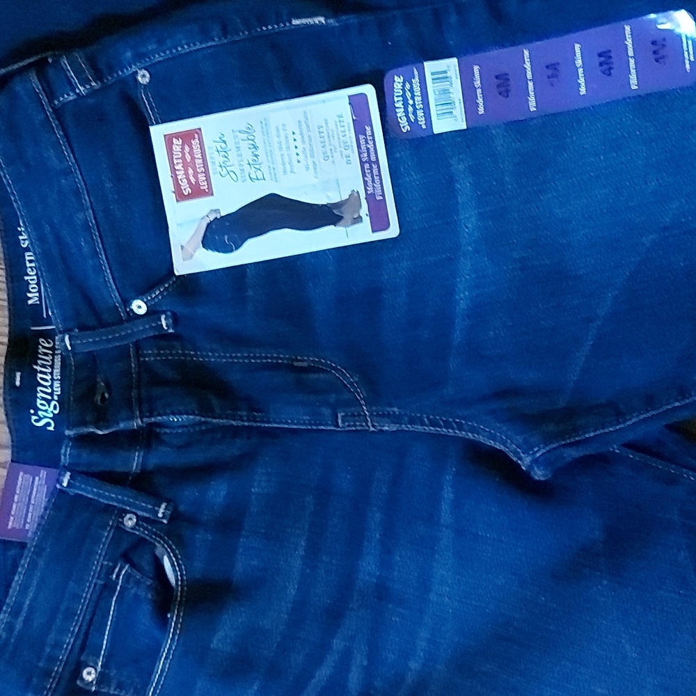 Skinny jeans